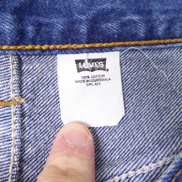 VTG Levis 501 Jeans Mens SZ 35/32 Original Classic Fit Straight Leg Button Fly - Picture 9 of 10